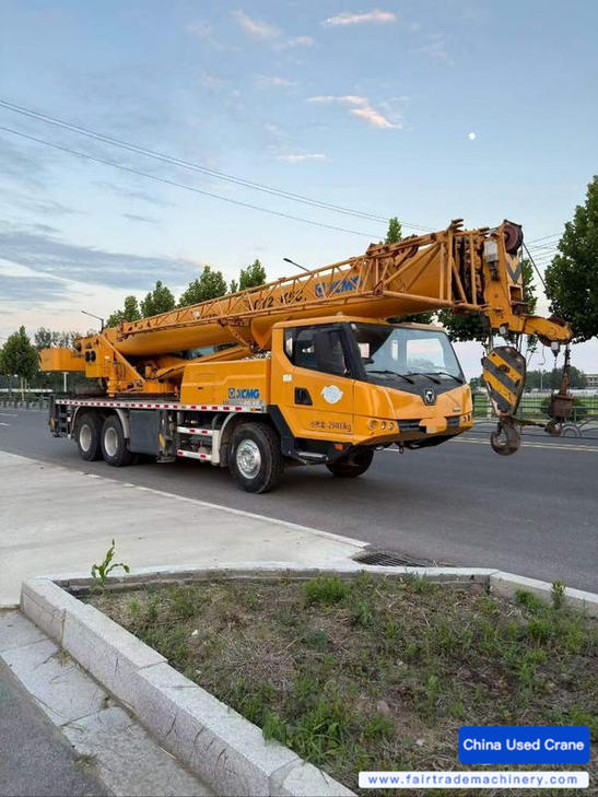 Buy XCMG QY20K5 Used Crane / 1